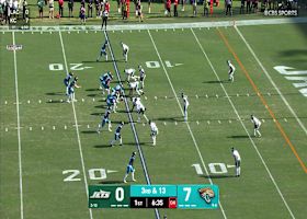 Trevor Lawrence's sixth rushing TD of '25 is a 15-yard dash to the pylon