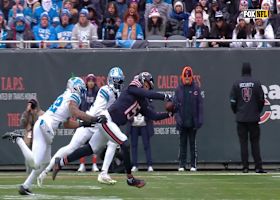 Caleb Williams' fourth-down dart to lunging Odunze gets Bears into red zone