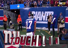 Wan'Dale Robinson catches the 16-yard lob from Dart for a TD