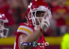 Mahomes sets Chiefs’ all-time passing yards record with ad-libbed throw to Kelce for 23 yards