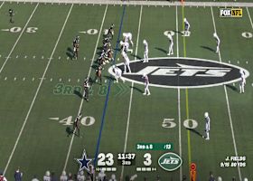 Sam Williams engulfs Justin Fields for 9-yard sack in third quarter