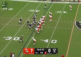 Maliek Collins takes charge in sack on Geno Smith