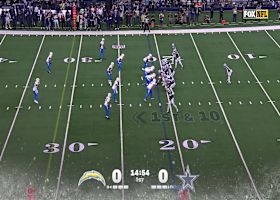 Dak Prescott's first completion finds George Pickens for 14 yards