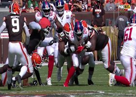 Browns' defense force fumble from Singletary in third quarter