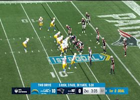 McConkey finds a soft spot in Patriots' zone on 6-yard TD snag