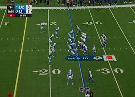 Presley makes contested catch look easy on 7-yard gain