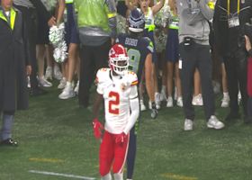 Jake Bobo's second TD catch of first half comes courtesy of Lock's loft