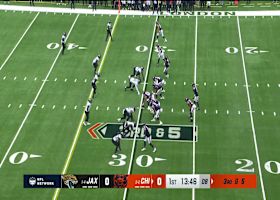 Robertson-Harris corrals Caleb Williams for Bears sack on third down