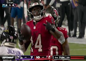 Godwin juggles slant reception for a 15-yard catch-and-run