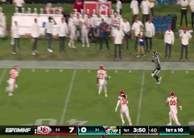 Brenton Strange's 22-yard catch and run gets Jags into Chiefs territory in first quarter