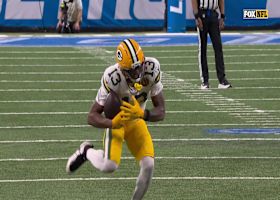 Jordan Love finds Dontayvion Wicks open in seam for 30-yard gain