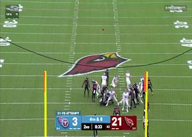 Slye drains a 51-yard FG to add three for the Titans