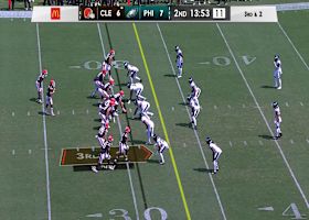 Jamari Thrash's third-down reception goes for 19 yards