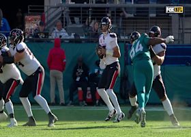 C.J. Stroud fits ball into tight window to Nico Collins for 22-yard gain