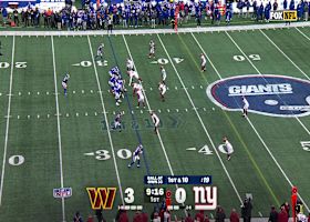 Jaxson Dart's 19-yard laser pinpoints Slayton inside Commanders' territory