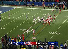 Patriots' fake punt works wonders inside NE's own 30-yard line vs. Bills