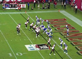 Greene sticks the landing in the end zone for a Bucs TD