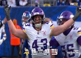 Andrew Van Ginkel engulfs Jaxson Dart on critical fourth-down sack