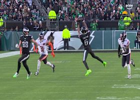 Hurts' nifty play fake results in DeVonta Smith 30-yard catch and run