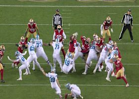 Blocked kick! Jordan Elliott DENIES Bates' PAT attempt