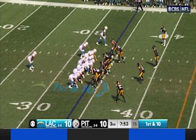 Elandon Roberts' key sack vs. Herbert forces Chargers' QB1 out of the game