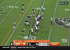 Marvin Mims Jr. torches Raiders for 35 yards on swing pass vs. man coverage