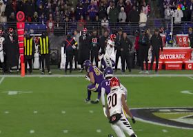 Jackson slings 17-yard pass up the seam to Charlie Kolar