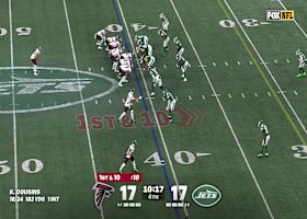 Tyler Allgeier left all alone on 31-yard catch and run