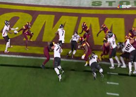 Bijan Robinson takes direct snap into end zone for walk-in TD