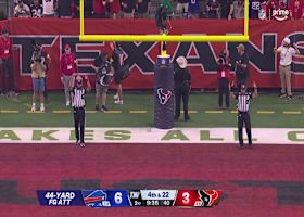 Matt Prater drains a 44-yard field goal vs. Texans