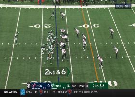 Zach Wilson absorbs significant contact during 7-yard pass to Conklin