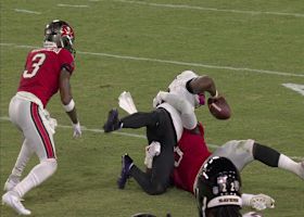 YaYa Diaby sacks Lamar Jackson following Ravens' snap-fumble