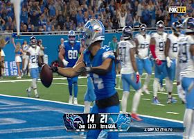 Jared Goff finds Amon-Ra St. Brown alone for TD