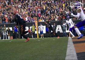 Goal-line INT! Mike Hilton jumps route for Cincy's first takeaway vs. Vikings