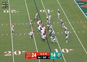 Chase Brown's second TD of day boosts Bengals' lead to 30-14 vs. Dolphins