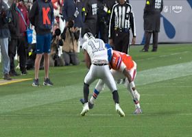 Geno Smith's 19-yard strike to Lockett gets Raiders into Broncos' territory