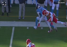 Cam Ward uncorks 25-yard sideline dime to Elic Ayomanor