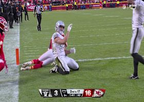 Can't-Miss Play: 34-yard TD launch! O'Connell's scoring loft to Bowers cuts KC's lead to seven