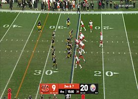 Flacco finds Higgins for 21 yards