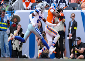 Can't-Miss Play: Bo Nix's 24-yard TD dime lands in Pat Bryant's piggybank vs. Cowboys