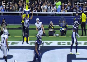 Raiders get on the board with a 6-yard TD to a wide-open Brock Bowers