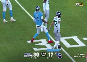 Cam Ward keeps Titans drive alive with 9-yard run