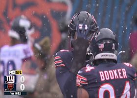 Bears defense answers Giants with fourth-down sack by Sweat, Dexter