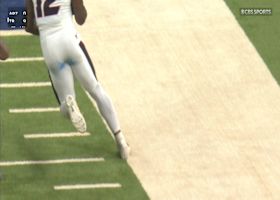 Nico Collins' nearly scores on 22-yard catch and run
