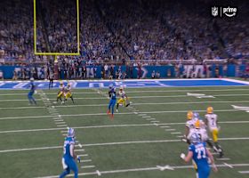 St. Brown's 17-yard dig-route puts DET in FG range