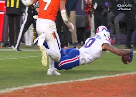 Keon Coleman goes parallel to ground for goal-line reach to cap off 10-yard TD