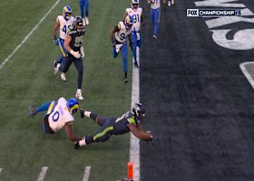 Kenneth Walker III's quick-sprint TD run opens scoring in Rams-Seahawks matchup