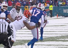 B.J. Hill opens second half with 8-yard sack vs. Josh Allen