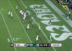 Jags' second 2-point conversion cuts Eagles' lead to 22-16