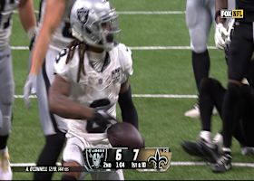 Abdullah's tackle-breaking prowess gets Raiders to Saints' 2-yard line